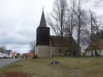 Gro� Muckrow, evangelische Kirche, Feldsteinkirche aus dem 15. Jahrhundert (04.04.2026)