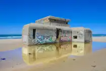 Die K�stenbatterie Furreby ist eine deutsche Weltkrieg-Befestigungsanlage n�rdlich von L�kken in D�nemark. Sie war Teil des Atlantikwalls. Durch Erosion ist ein Gro�teil der Anlage in die Nordsee abgerutscht, wodurch die m�chtigen Bunker heute direkt am Strand liegen. Aufnahme: 11. Juni 2026.
