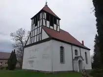 G�rzig, evangelische Kirche, verputzte Saalkirche erbaut 1770 (05.04.2026)