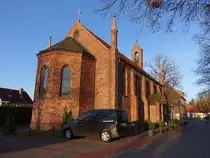 Gro� Lindow, evangelische Kirche, neugotische Backsteinkirche, erbaut 1850 (05.04.2026)