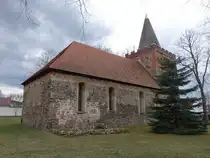 Rauen, evangelische Kirche, Feldsteinkirche aus dem 15. Jahrhundert (05.04.2026)