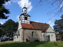 Blankenfelde, evangelische Dorfkirche, erbaut im 13. Jahrhundert (06.04.2026)