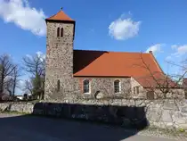 Dahlewitz, evangelische Kirche, Feldsteinkirche aus dem 13. Jahrhundert (06.04.2026)