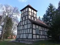 Ferch, evangelische Dorfkirche, erbaut im 17. Jahrhundert (07.04.2026)