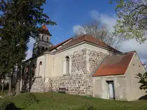 Gellmersdorf, evangelische Kirche, erbaut im 13. Jahrhundert, teilweiser Wiederaufbau 1826 (09.04.2026)