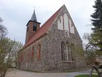 Br�ssow, evangelische St. Sophia Kirche, erbaut im 13. Jahrhundert, Kirchturmaufsatz von 1836 (10.04.2026)