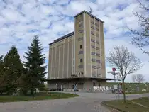 Gramzow, Speicher, erbaut 1954 zur Lagerung von frisch geernteten Getreidek�rnern und Raps (10.04.2026)