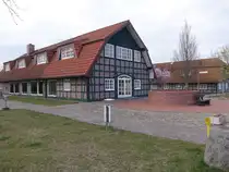 Herrenstein, Wirtschaftsgeb�ude des Gutshof (10.04.2026)