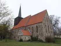 Hohenselchow, evangelische St. Johannes Kirche, Feldsteinkirche aus dem 13. Jahrhundert (10.04.2026)