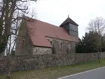 Kaakstedt, evangelische Dorfkirche, Saalkirche aus dem 13. Jahrhundert, erweitert 1728 (10.04.2026)
