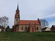 Sch�nfeld, evangelische Dorfkirche, erbaut im 13. Jahrhundert (10.04.2026)