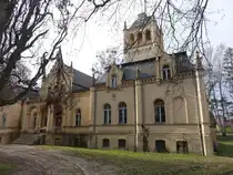 Sch�now, neugotisches Schloss, erbaut 1840 (10.04.2026)