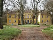 Wartin, Schloss, zweigeschossiges Herrenhaus mit Ehrenhof, erbaut im 18. Jahrhundert (10.04.2026)