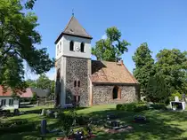 Bollersdorf, evangelische Kirche, erbaut im 15. Jahrhundert (23.05.2026)