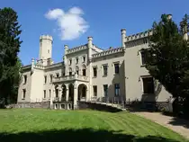 Schloss Reichenow, erbaut von 1897 bis 1900 nach Entw�rfen von Gustav Hauer im englischen Castle-Style (23.05.2026)