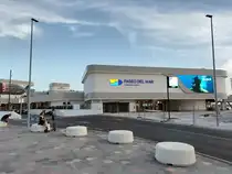 Torrevieja, Paseo del Mar, 12.08.2026. Das Einkaufszentrum wurde neu er�ffnet am 11.06.2026.