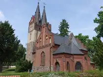 Zepernick, evangelische St. Annen Kirche, erbaut im 13. Jahrhundert, umgestaltet von 1889 bis 1890 durch den Architekten K�hne (24.05.2026)