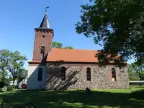 Brunow, evangelische Kirche, erbaut im 13. Jahrhundert (25.05.2026)