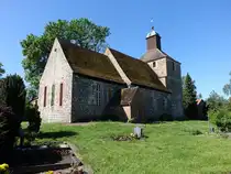 Gersdorf, evangelische Kirche, Feldsteinkirche aus dem 13. Jahrhundert (25.05.2026)