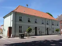 Gransee, Rathaus am Kirchplatz, erbaut von 1714 bis 1715 (28.05.2026)