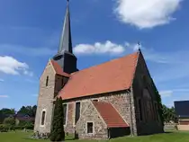 Kraatz, evangelische Kirche, Feldsteinkirche aus dem 13. Jahrhundert (28.05.2026)