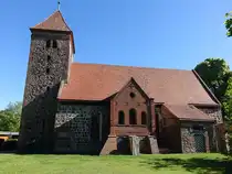 Radensleben, evangelische Kirche, erbaut im 13. Jahrhundert (29.05.2026)