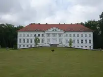 Schloss Retzow, erbaut von 1788 bis 1791 durch Friedrich Werner Ludwig von Hammerstein (30.05.2026)