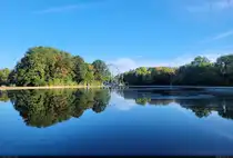 Teich der Font�ne auf der Ziegelwiese in Halle (Saale). Das sich spiegelnde Riesenrad k�ndigt das allj�hrliche Laternenfest an, das immer am letzten Augustwochenende steigt.

🕓 26.8.2025 | 7:41 Uhr