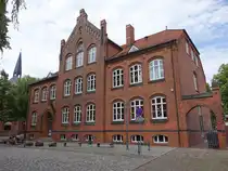 Hagenow, Stadtschule am M�hlenteich, erbaut 1908 (21.06.2026)