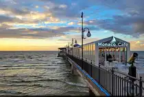 Abendstimmung auf der Seebr�cke von Międzyzdroje / Misdroy (PL) auf der Ostsee-Insel Wolin. Sie ist 395 Meter lang. Hier befindet sich auch ein Caf�.

🕓 17.9.2025 | 18:48 Uhr