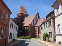 Crivitz, evangelische Stadtkirche, sp�tgotischer Backsteinbau erbaut im 14. Jahrhundert (21.06.2026)