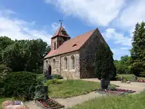 Dequede, evangelische Kirche, romanische Feldsteinkirche aus dem 12. Jahrhundert (23.06.2026)