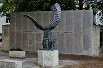 Das Joods Monument in Utrecht ist eine Gedenkst�tte f�r mehr als 1200 j�dische B�rger der Stadt, die im Zweiten Weltkrieg ermordet wurden. Es befindet sich in der unmittelbarer N�he des Bahnhofes Maliebaanstation, von dem aus Deportation in die Konzentrationslager erfolgte.