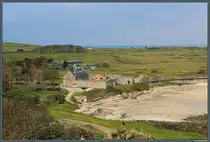 Das �lteste Fort der Insel Alderney geht bis in die R�merzeit zur�ck. Das R�mische Fort wurde im 4. Jahrhundert errichtet. In den folgenden Jahrhunderten wurde es immer wieder umgebaut. Im 2. Weltkrieg wurde es w�hrend der deutschen Besatzung mit Bunkern erweitert und ein Betonwall am Strand errichtet. Heute ist die Festung ein kleines Museum. (02.05.2026)