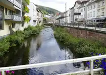 Bad Wildbad, Blick Enz aufw�rts entlang der K�nig-Karl-Stra�e, Sept.2026