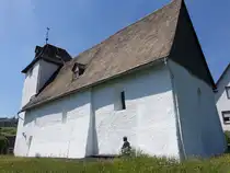 Puderbach, evangelische Kirche, mittelalterliche Wehrkirche aus dem 13. Jahrhundert (26.06.2026)