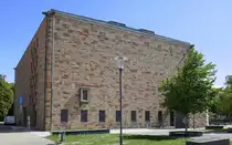 Pforzheim, die evangelische Stadtkirche, erbaut 1968, der Vorg�ngerbau wurde 1945 Opfer des verheerenden Bombenangriffs, Sept.2026