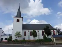Habscheid, Pfarrkirche St. Luzia, erbaut im 15. Jahrhundert (18.07.2026)
