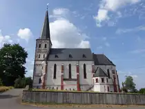 Lichtenborn, Pfarrkirche St. Servatius, erbaut von 1895 bis 1897 durch den Architekt Lambert von Fisenne (18.07.2026)