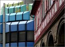 Architekturgegenstze in der Innenstadt von Waiblingen. 27.03.2008 (Gisela)