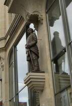 Bismarck steht wieder ... Erfurt, Anger 2005