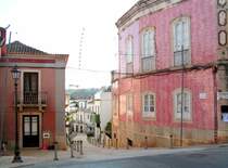 SILVES (Concelho de Silves), 24.01.2005, Blick in die Rua 5 de Outubro