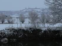 Laucha winterlich - 25.11.2008 - Blick �ber die Unstrut zum Fliegerhorst