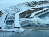 Laucha an der Unstrut - Die vereiste Fischtreppe am Wehr - Foto vom 10.01.2009