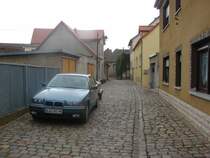 Laucha an der Unstrut - Die T�pfergasse - Blick zur Unteren Krautgasse - Foto vom 08.09.2007