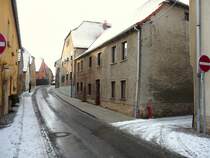 Laucha an der Unstrut - Blick vom Wehr in die Hallesche Strae - Foto vom 12.02.2009 
