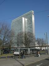 Dsseldorf, Jan-Wellem-Platz mit Drei-Scheiben-Haus