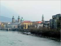 Aussicht auf Innsbruck. Ausser dem Inn, sieht man die alte Innbrücke, den Dom zu St. Jakob, sowie den Stadtturm. 08.03.08 (Hans)