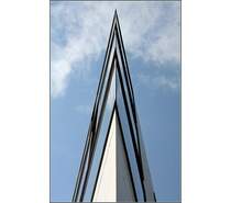 Ein aktuelle Mode in der modernen Architektur: sehr spitzig zulaufende Geb�ude. Neubebauung der Neune Stra�e in Ulm. 22.03.2009 (Matthias)