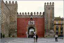 Sevilla. Eingangstor zum Reales Alc�zar (geh�rt zum Weltkulturerbe der UNESCO). Scan eines Dias aus dem Fr�hjahr 2000.